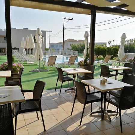 Carisa Suites And Apartments มาเลเม ภายนอก รูปภาพ